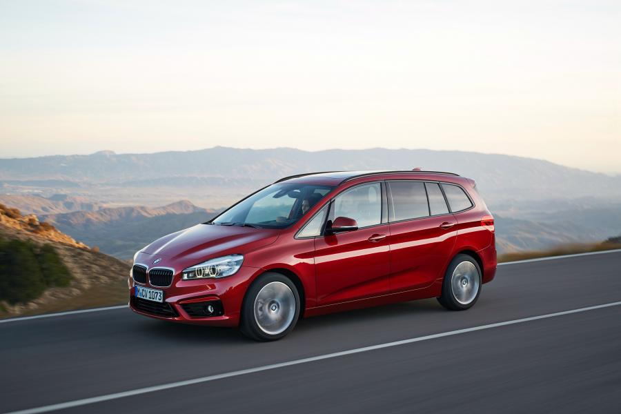  BMW 220i Gran Tourer Sport Line 2015 года  (фото 3 из 16)